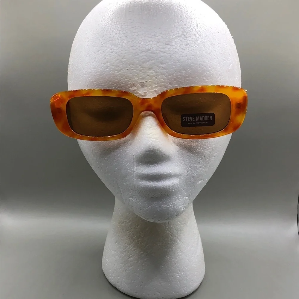 Steve Madden Felicia Sunglasses Amber Tortoise Chain Temples Lens Elongated.